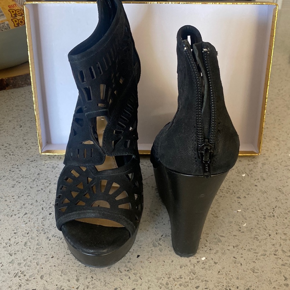Gianni Bini Black wedge